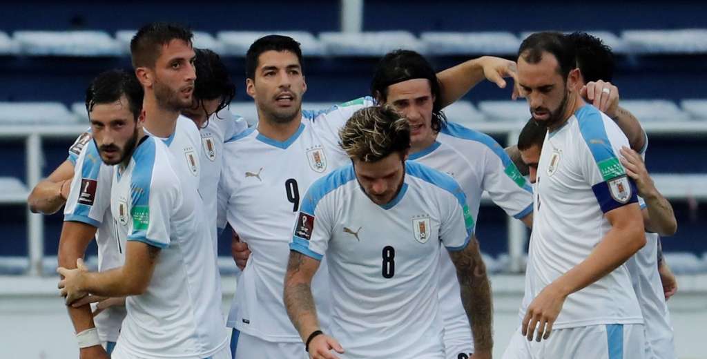 Esta liga va por todo: cerraron a un histórico de la Selección de Uruguay