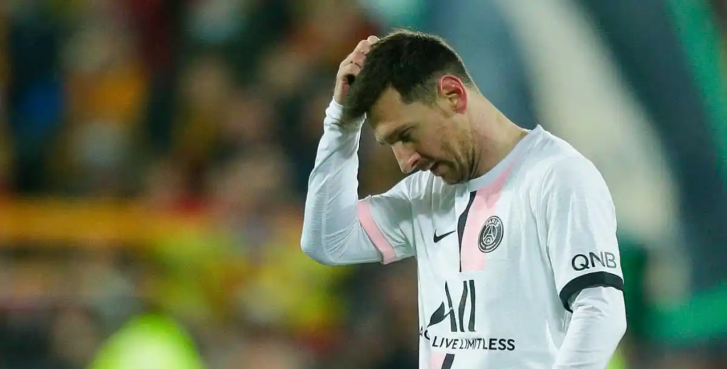 "I can confirm he will not leave": PSG dealt BIG BLOW in the transfer market