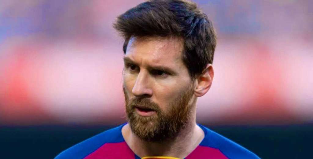 A Messi le llegó la llamada que nunca esperaba: se puede ir de PSG